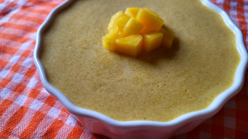 Mousse proteica al mango