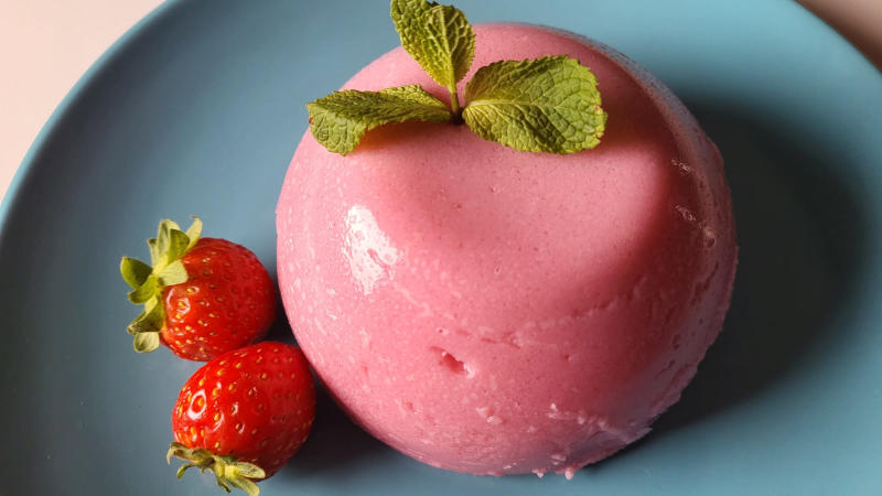 Budino proteico alla fragola