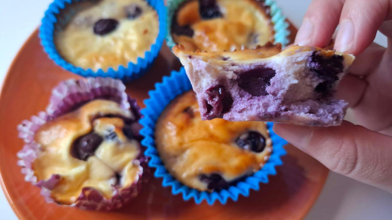 Muffin proteici al quark con mirtilli